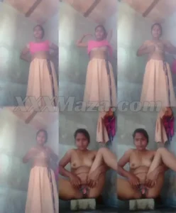 Indian Pink Pussy Girl Showing her Pussy Hole